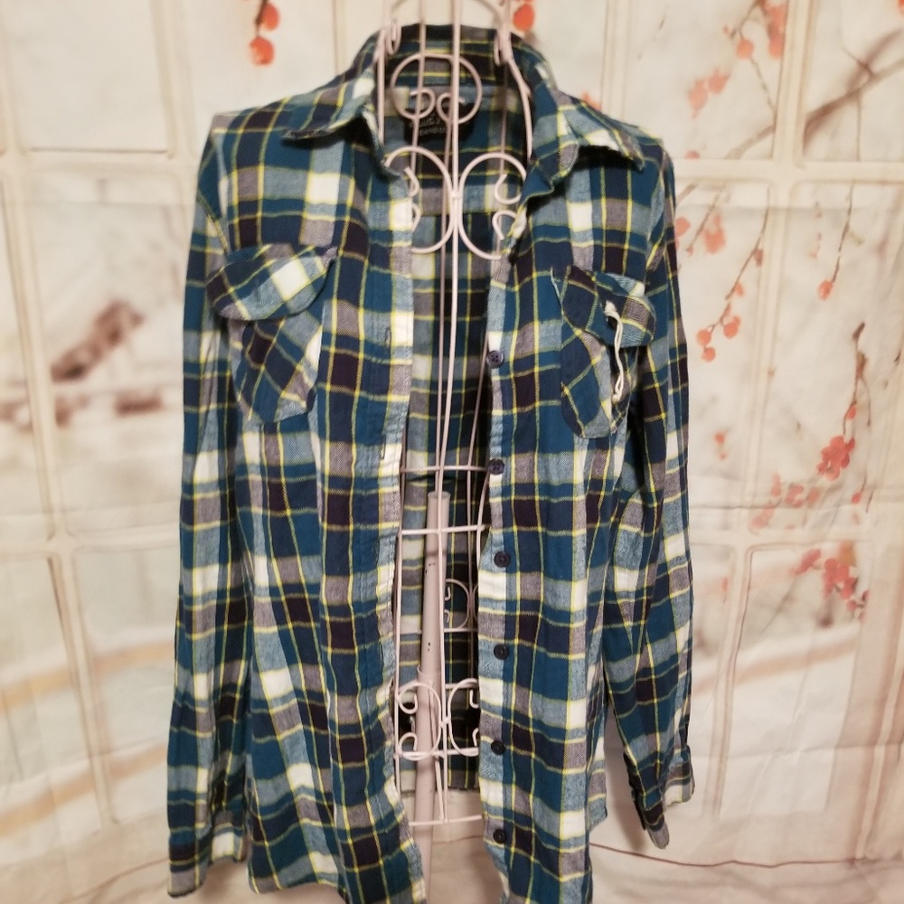 NWOT Blue Age Jeans USA Plaid Button Up Size L